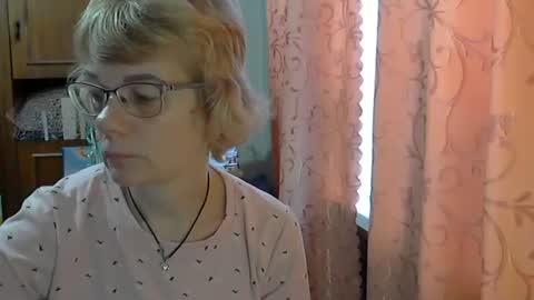 Snapshot of vanillaxcreamy chatting on March 3, 8:49 am Vanillaxcreamy online show from March 3, 8:49 am
