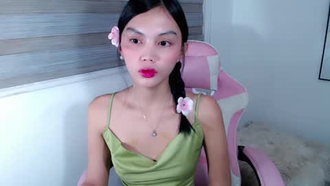 VANNESA online show from May 17, 2:09 am