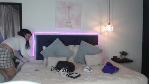 Snapshot of vannesweet_ chatting on January 13, 8:48 pm vane online show from January 13, 8:48 pm