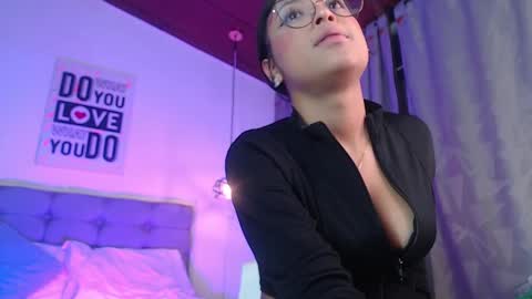 Snapshot of vannesweet_ chatting on January 14, 11:58 pm vane online show from January 14, 11:58 pm