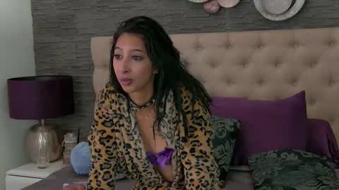 Vanessa online show from November 9, 8:07 pm