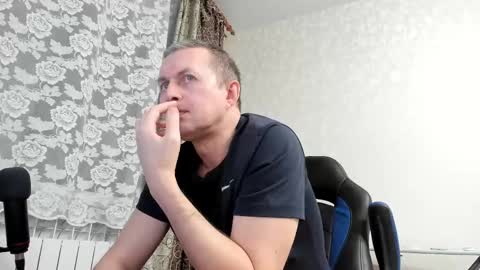 Snapshot of vano_822 chatting on February 20, 4:03 pm vano_822 online show from February 20, 4:03 pm