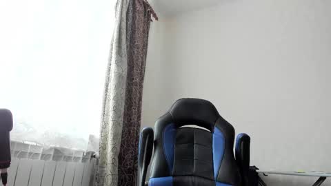 Snapshot of vano_822 chatting on March 8, 12:30 pm vano_822 online show from March 8, 12:30 pm