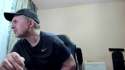 vano_822 online show from May 9, 8:14 pm