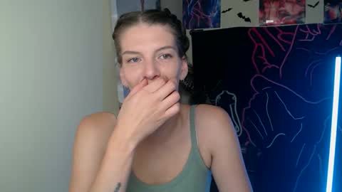 Snapshot of vanrey_ chatting on September 28, 6:19 am Vanessa online show from September 28, 6:19 am