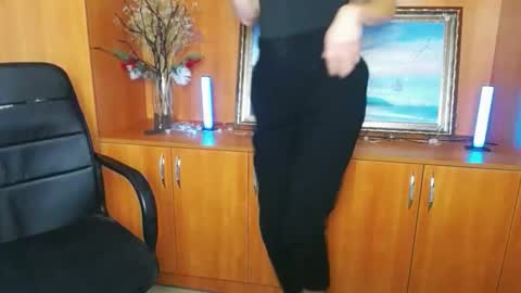 Snapshot of vanrey_ chatting on October 5, 6:23 am Vanessa online show from October 5, 6:23 am