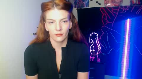 Snapshot of vanrey_ chatting on November 16, 5:29 pm Vanessa online show from November 16, 5:29 pm