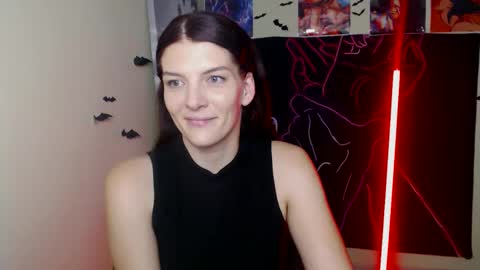 Snapshot of vanrey_ chatting on November 28, 5:48 pm Vanessa online show from November 28, 5:48 pm