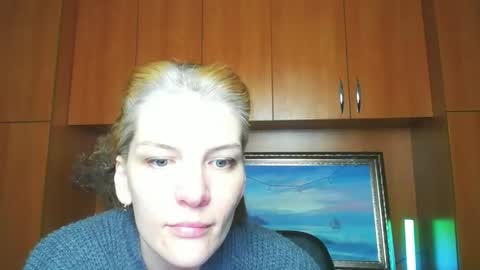 Snapshot of vanrey_ chatting on February 20, 2:19 am Vanessa online show from February 20, 2:19 am