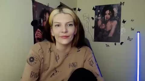 Snapshot of vanrey_ chatting on April 25, 6:27 am Vanessa online show from April 25, 6:27 am