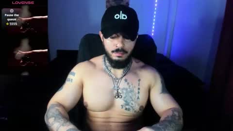 Snapshot of vanvelckan_ chatting on December 4, 2:21 am vanvelckan_ online show from December 4, 2:21 am