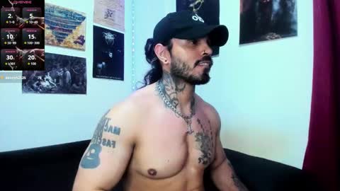 Snapshot of vanvelckan_ chatting on February 20, 5:37 am vanvelckan_ online show from February 20, 5:37 am