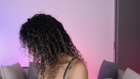 varenka_ivanova22 online show from May 10, 4:39 am