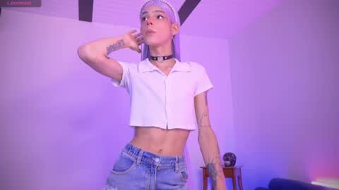 Snapshot of varya_ferreira chatting on January 25, 11:43 pm Varya Ferreira - independent model online show from January 25, 11:43 pm