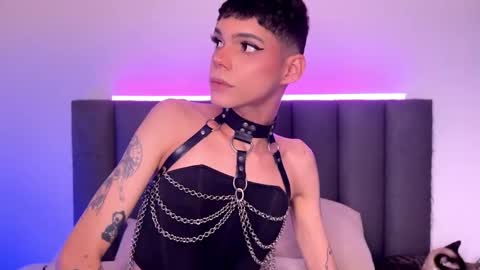 Snapshot of varya_ferreira chatting on September 13, 11:59 pm Varya Ferreira - independent model online show from September 13, 11:59 pm
