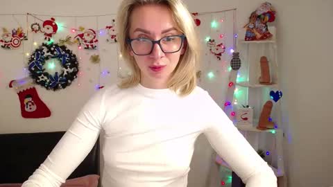 Snapshot of vasilisasii chatting on December 30, 3:46 pm Vasilisa online show from December 30, 3:46 pm