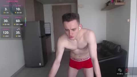Snapshot of vaso69_ chatting on May 6, 9:47 am Vaso69 online show from May 6, 9:47 am