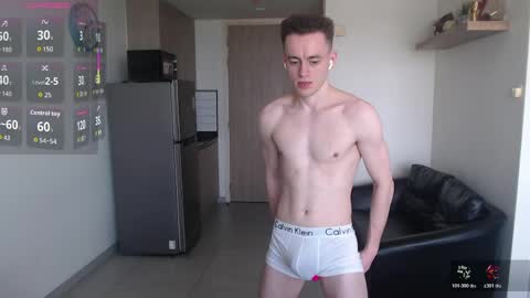 Snapshot of vaso69_ chatting on May 16, 6:43 am Vaso69 online show from May 16, 6:43 am