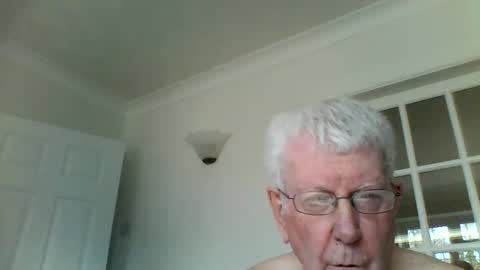 Snapshot of vassus chatting on February 22, 11:35 am vassus online show from February 22, 11:35 am