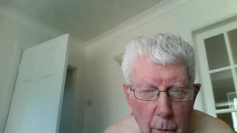 Snapshot of vassus chatting on March 4, 12:22 pm vassus online show from March 4, 12:22 pm