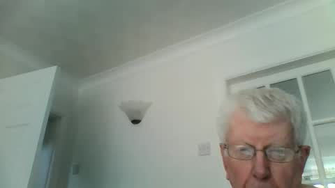 Snapshot of vassus chatting on October 5, 12:14 pm vassus online show from October 5, 12:14 pm