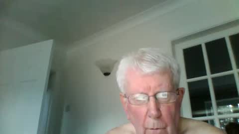 Snapshot of vassus chatting on October 23, 2:27 pm vassus online show from October 23, 2:27 pm