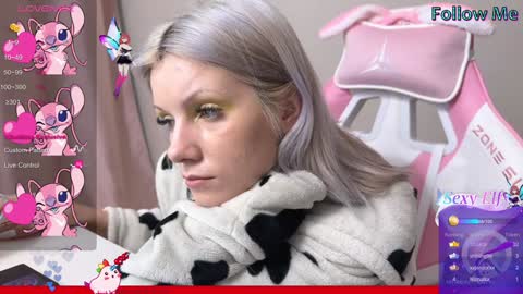 Snapshot of vasya_sylvia chatting on February 7, 11:23 am Vasya Sylvia online show from February 7, 11:23 am