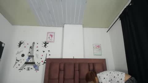 Aurora Cooper online show from November 1, 1:18 am