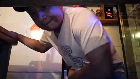 Snapshot of vboli08 chatting on October 31, 3:40 am vboli08 online show from October 31, 3:40 am