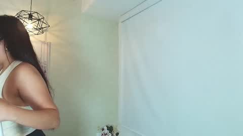 Snapshot of vctoria_collins_ chatting on September 24, 11:02 am Victoria online show from September 24, 11:02 am