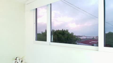 Snapshot of vctoria_collins_ chatting on October 6, 10:56 am Victoria online show from October 6, 10:56 am