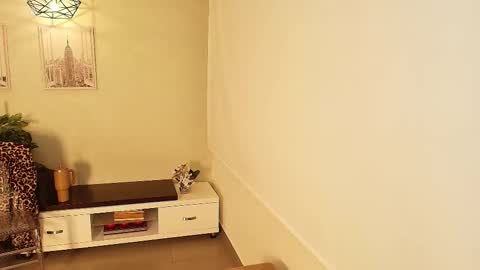 Snapshot of vctoria_collins_ chatting on October 14, 10:38 am Victoria online show from October 14, 10:38 am