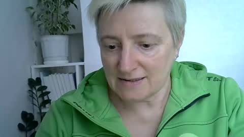 vea_motty online show from April 26, 7:50 am