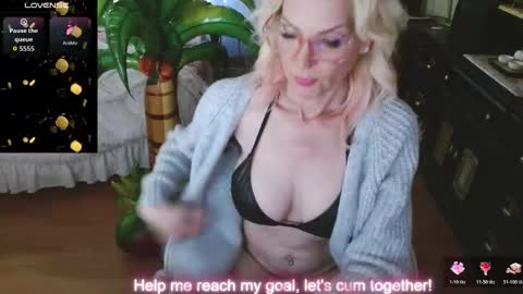 veafreeze online show from February 1, 6:45 am