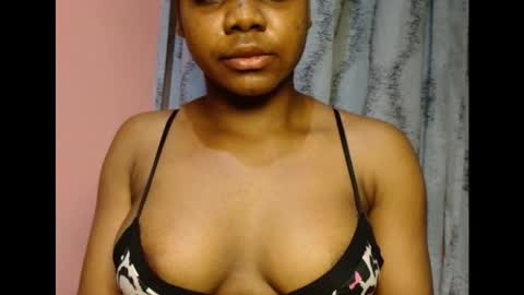 vee62 online show from April 1, 11:57 pm