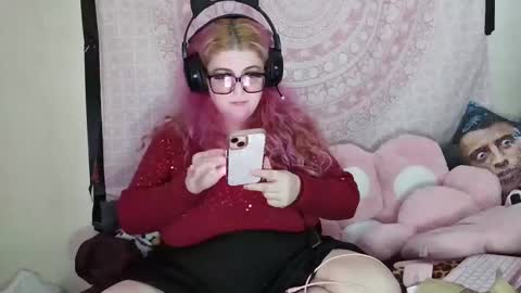 Snapshot of veelehanex3 chatting on December 16, 9:20 pm Veronica Lehane online show from December 16, 9:20 pm