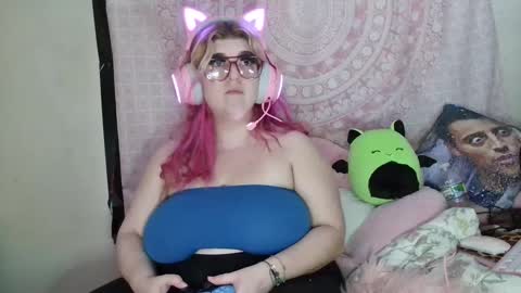 Snapshot of veelehanex3 chatting on February 11, 4:11 am Veronica Lehane online show from February 11, 4:11 am