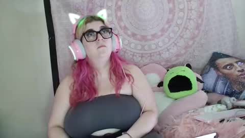 Snapshot of veelehanex3 chatting on February 12, 3:49 pm Veronica Lehane online show from February 12, 3:49 pm