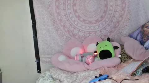 Snapshot of veelehanex3 chatting on February 14, 5:25 pm Veronica Lehane online show from February 14, 5:25 pm