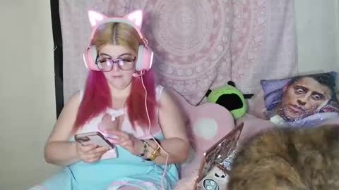 Snapshot of veelehanex3 chatting on March 2, 3:45 am Veronica Lehane online show from March 2, 3:45 am