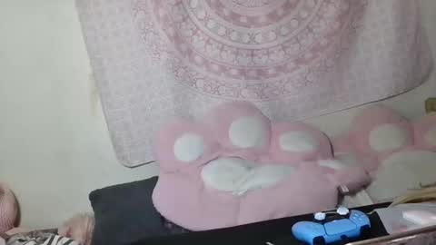 Snapshot of veelehanex3 chatting on October 21, 12:39 pm Veronica Lehane online show from October 21, 12:39 pm