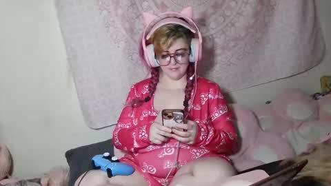 Snapshot of veelehanex3 chatting on January 9, 9:38 pm Veronica Lehane online show from January 9, 9:38 pm