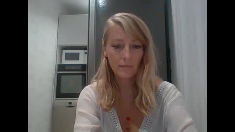 Veessa online show from October 4, 4:16 pm
