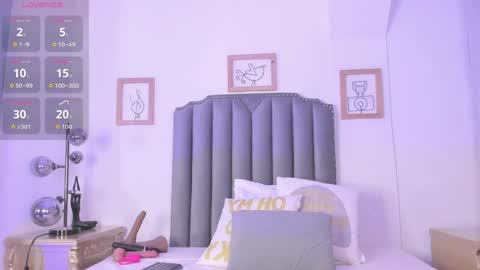 Snapshot of vega__16 chatting on June 6, 11:37 am online show from June 6, 11:37 am