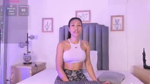 Snapshot of vega__16 chatting on June 17, 11:34 am online show from June 17, 11:34 am