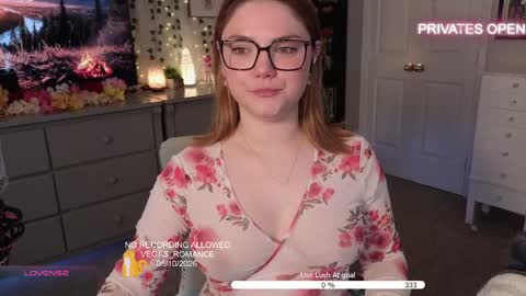 vegas_romance online show from May 11, 12:16 am