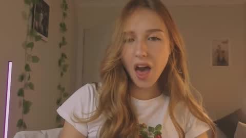 Maria online show from September 21, 3:24 pm