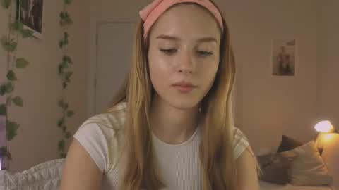 Maria online show from September 26, 2:43 pm