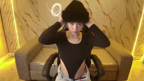 veka_tf online show from February 11, 1:27 pm