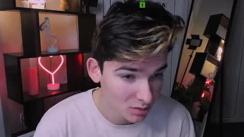 veldi_to online show from December 20, 7:21 pm